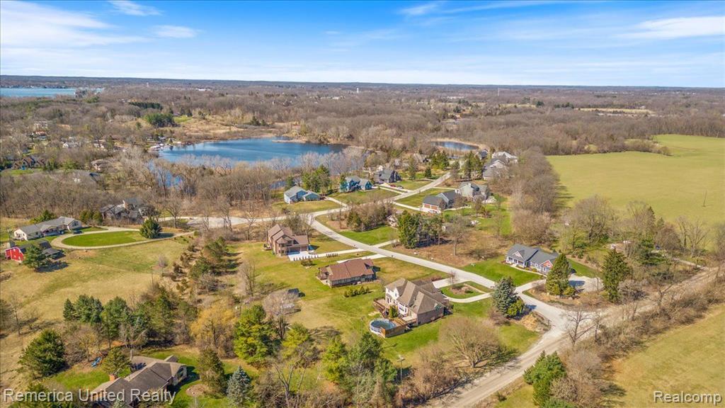 10468 Oak Shore Drive, South Lyon, MI 48178 — Photo 5