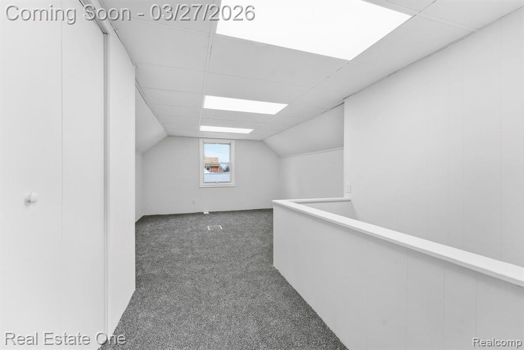 6778 Buckingham Avenue, Allen Park, MI 48101 — Photo 17