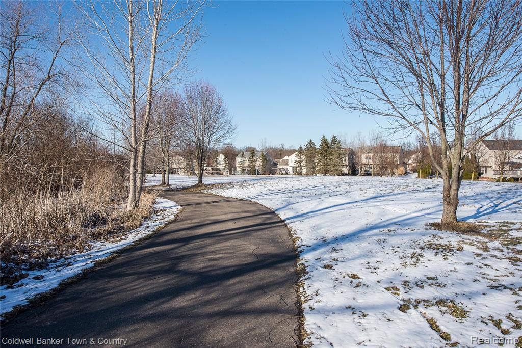 1240 Callaway Court, Howell, MI 48843 — Photo 37