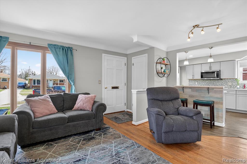 4000 Tulane Street, Dearborn Heights, MI 48125 — Photo 5