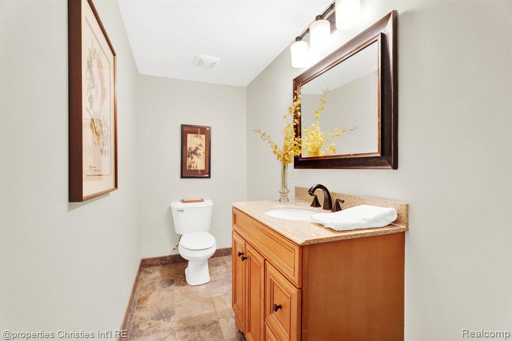 22211 Village Pines Drive, Beverly Hills, MI 48025 — Photo 40