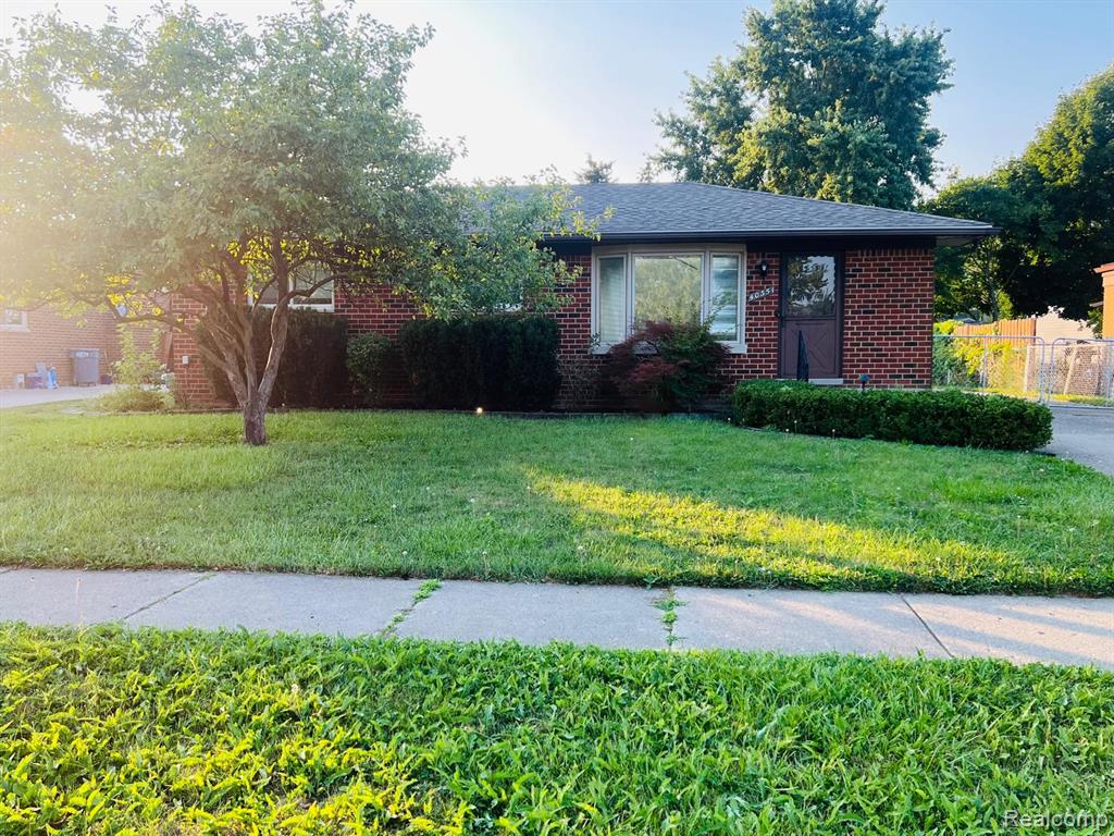 40351 Walter Drive, Sterling Heights, MI 48310 — front exterior