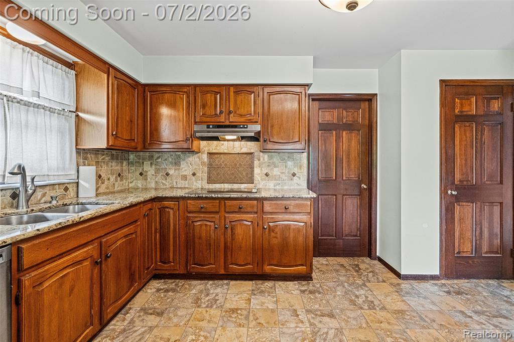 1225 Old Timber Trail, Flint, MI 48532 — Photo 28
