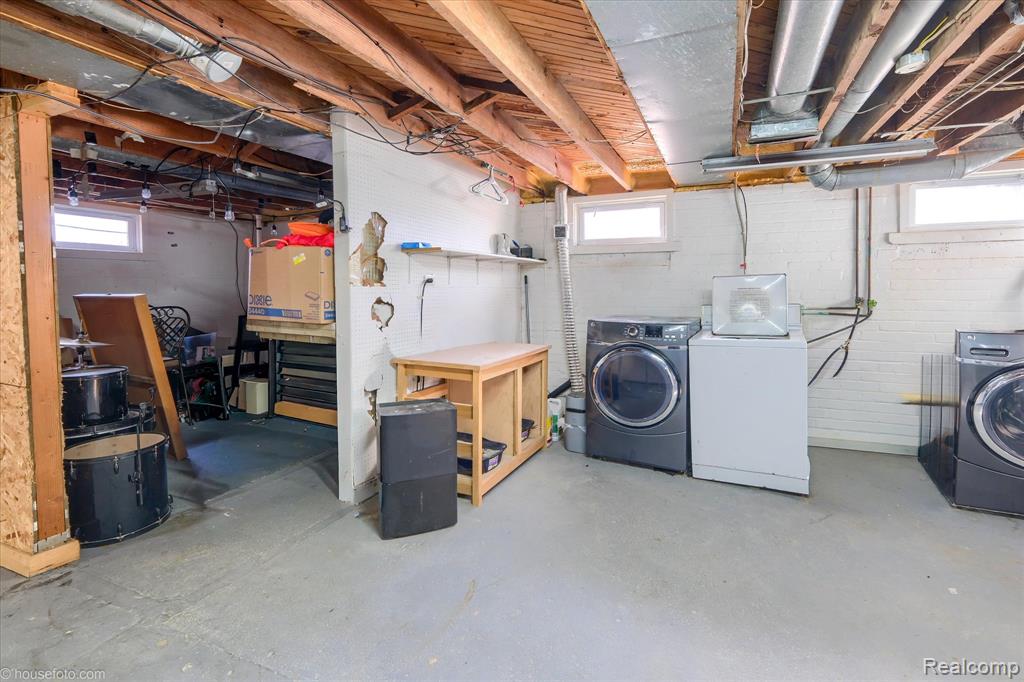 238 E Nepessing Street, Lapeer, MI 48446 — Photo 35