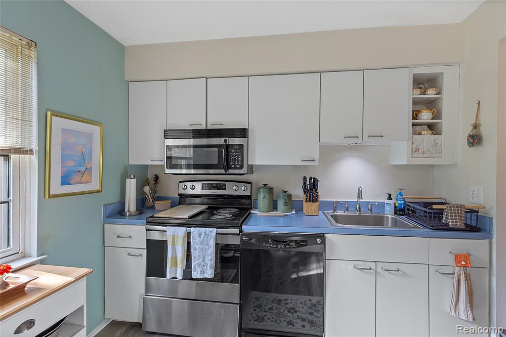 5768 Northfield Parkway, Troy, MI 48098 — Photo 9