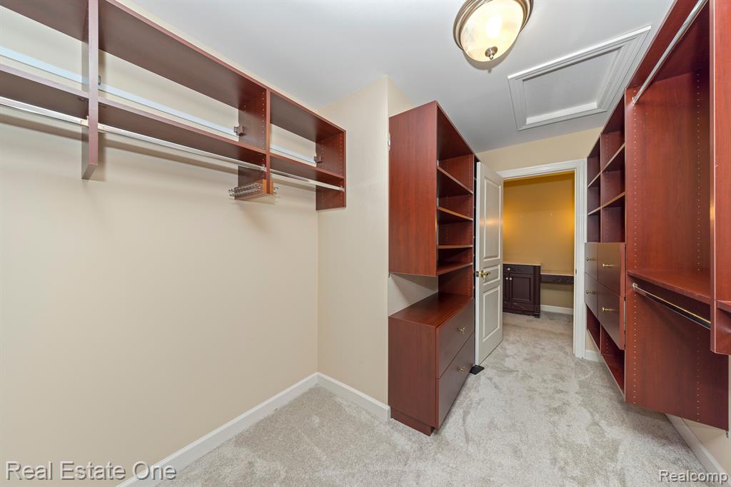 6745 CHARING Crossing, West Bloomfield, MI — Photo 45