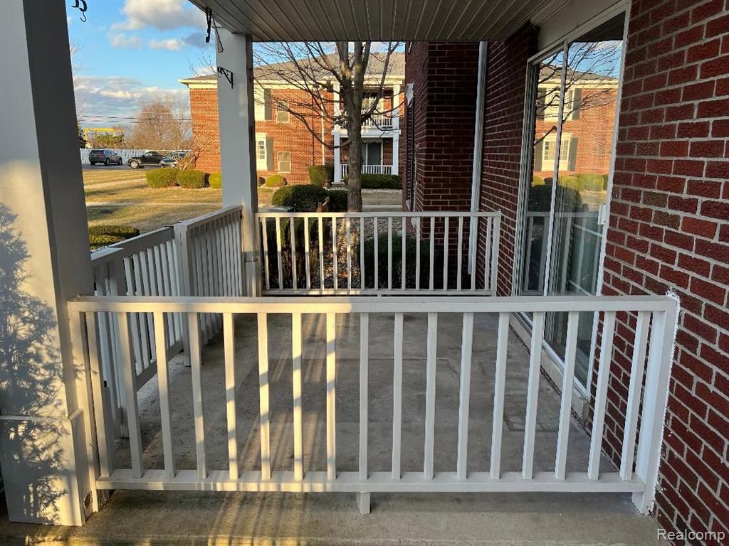 1730 HARRISON Avenue, B3, Trenton, MI 48183 — Photo 4