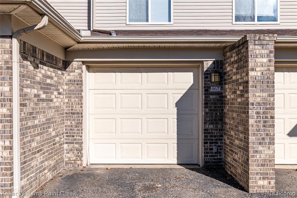 867 Amanda Lane, Pontiac, MI 48340 — Photo 20