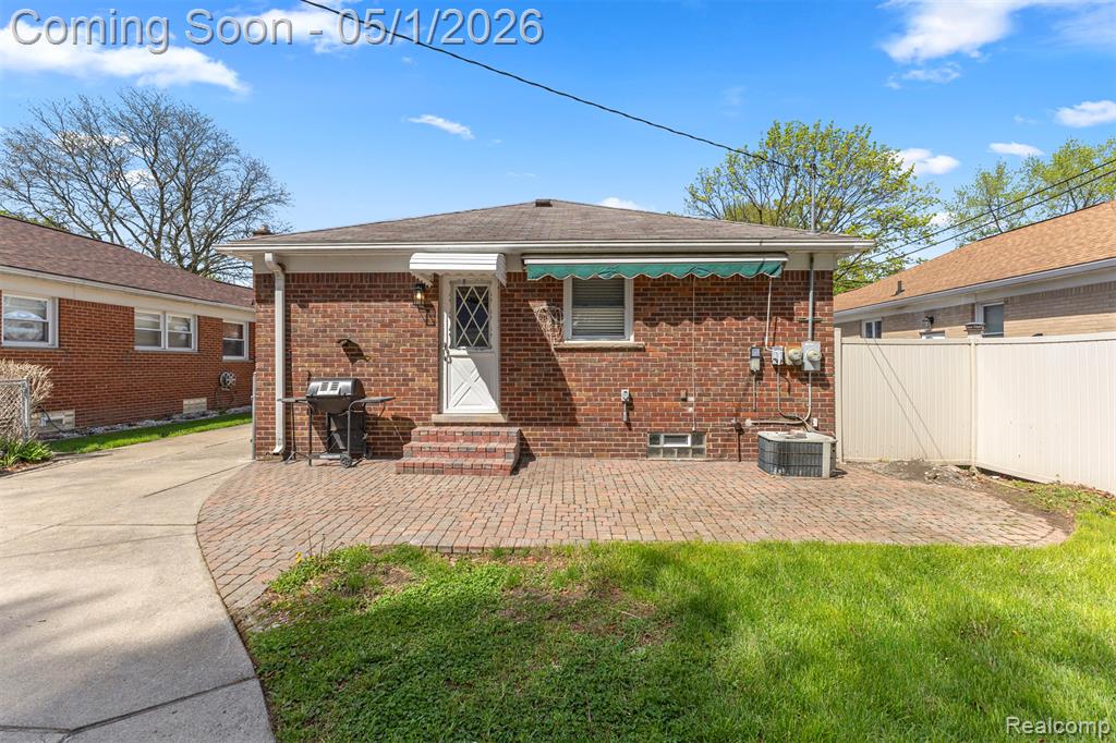 6840 Kingsbury Street, Dearborn Heights, MI 48127 — Photo 20