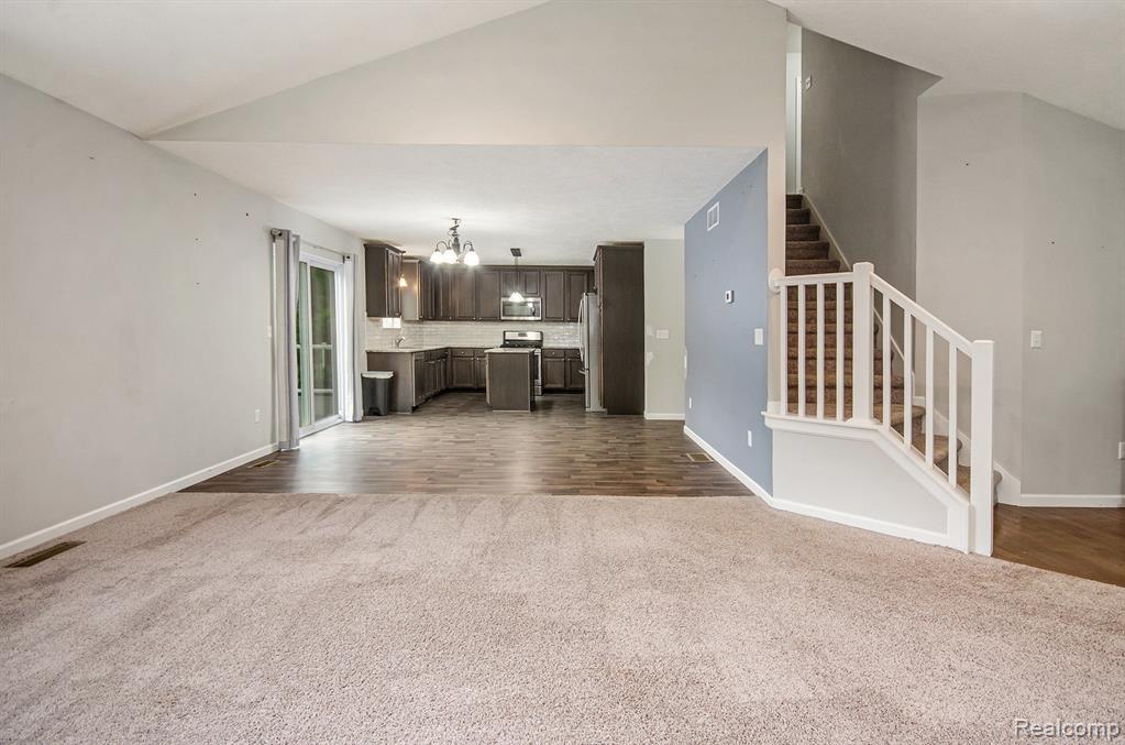 4686 Downing Drive, Pinckney, MI 48169 — Photo 5