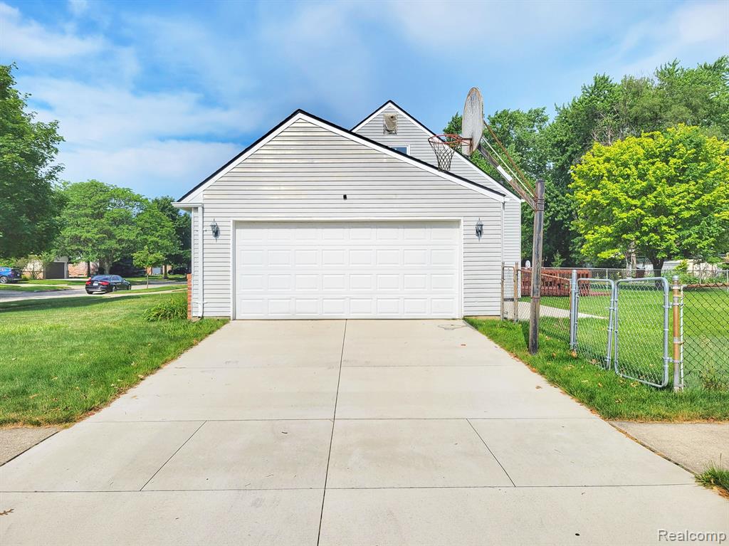 42608 Somerset, Canton, MI 48187 — Photo 6
