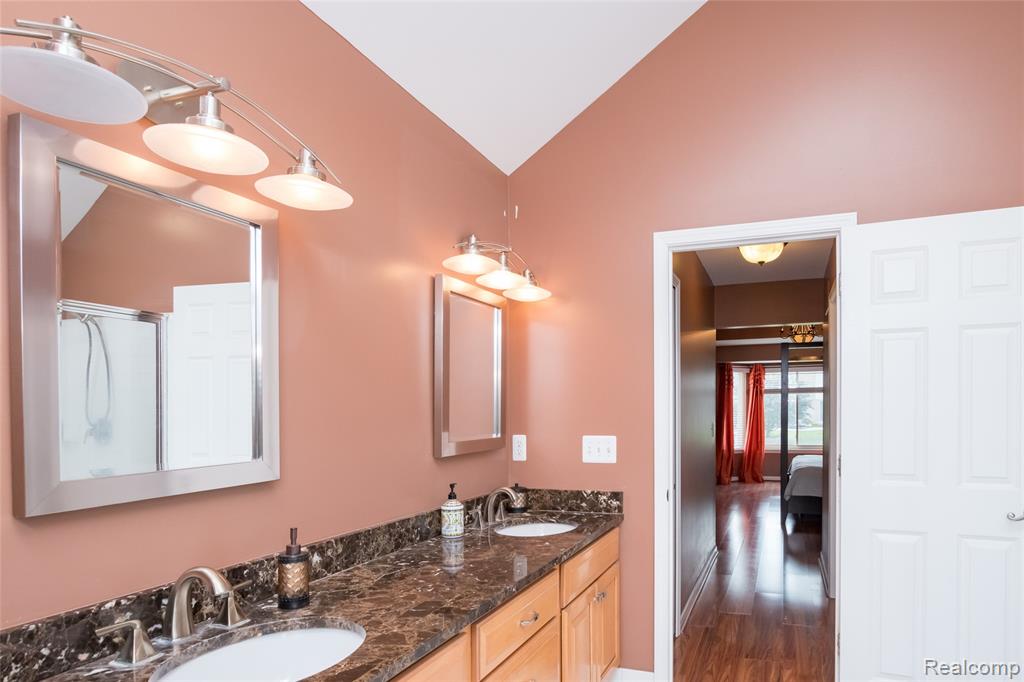 46431 Mariner Drive, Macomb, MI 48044 — Photo 36