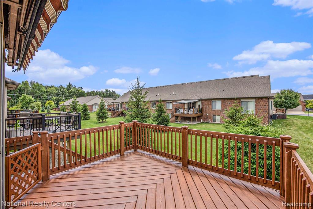 51185 DUNSTON Lane, Chesterfield, MI — Photo 15