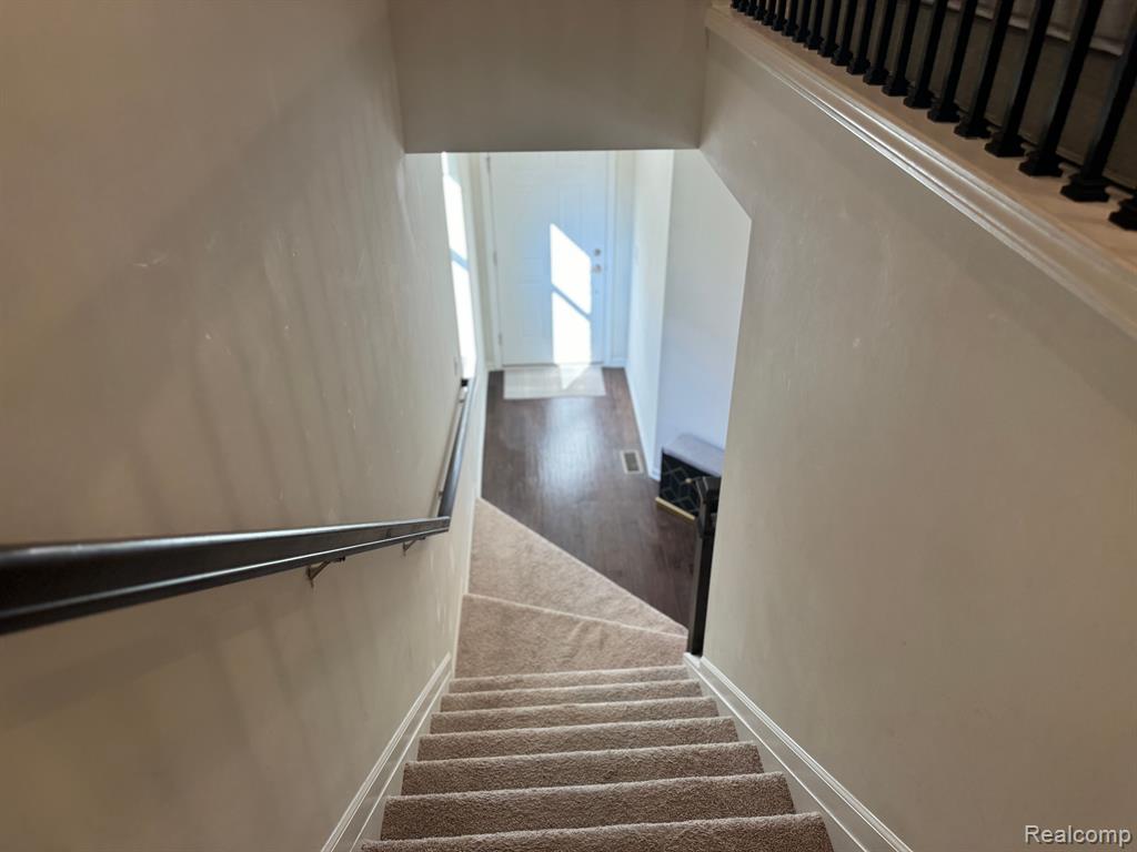 43595 CHANCELLOR Lane, Novi, MI — Photo 40