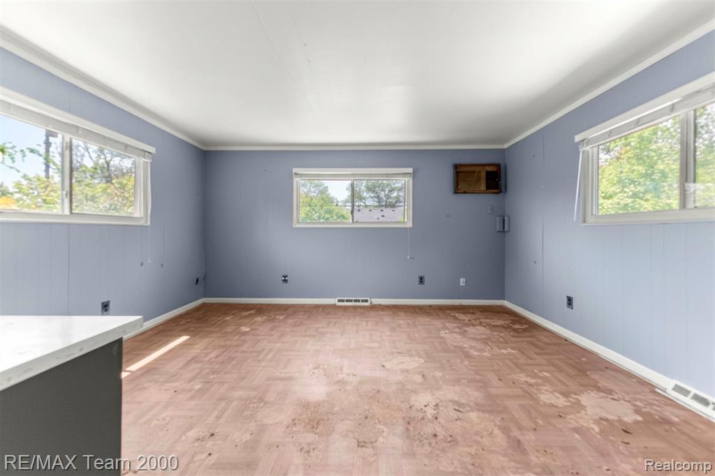 22101 Church Street, Oak Park, MI 48237 — Photo 24