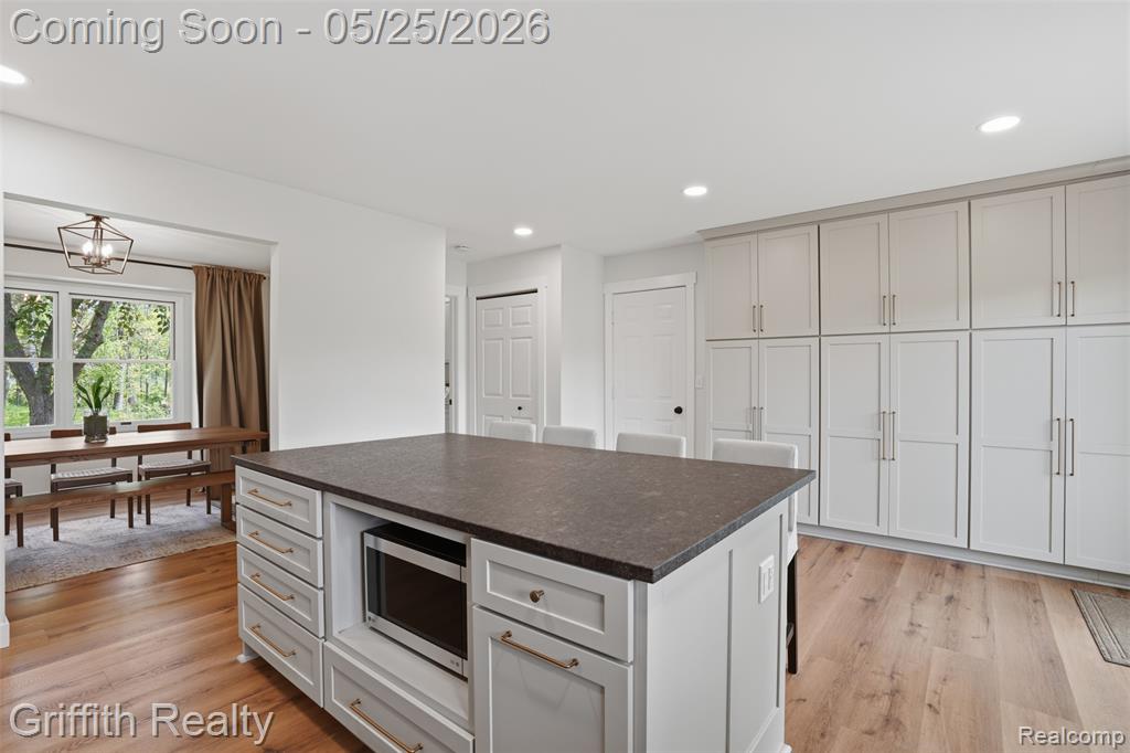 10232 Spencer Road, Brighton, MI 48114 — Photo 13