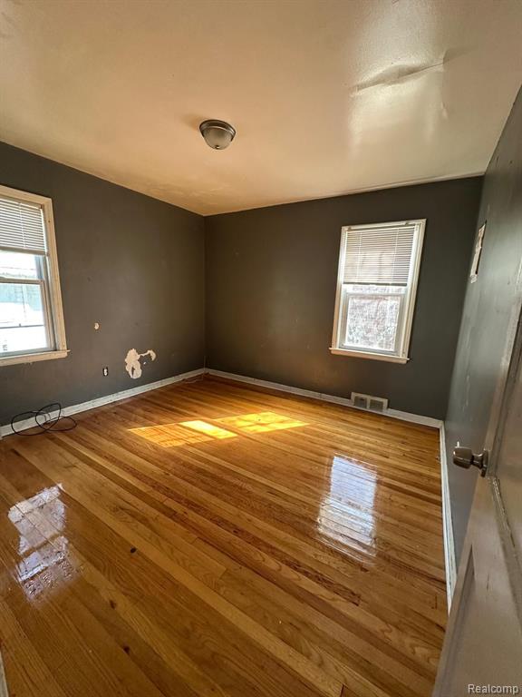 9934 WARWICK Street, Detroit, MI 48228 — Photo 5