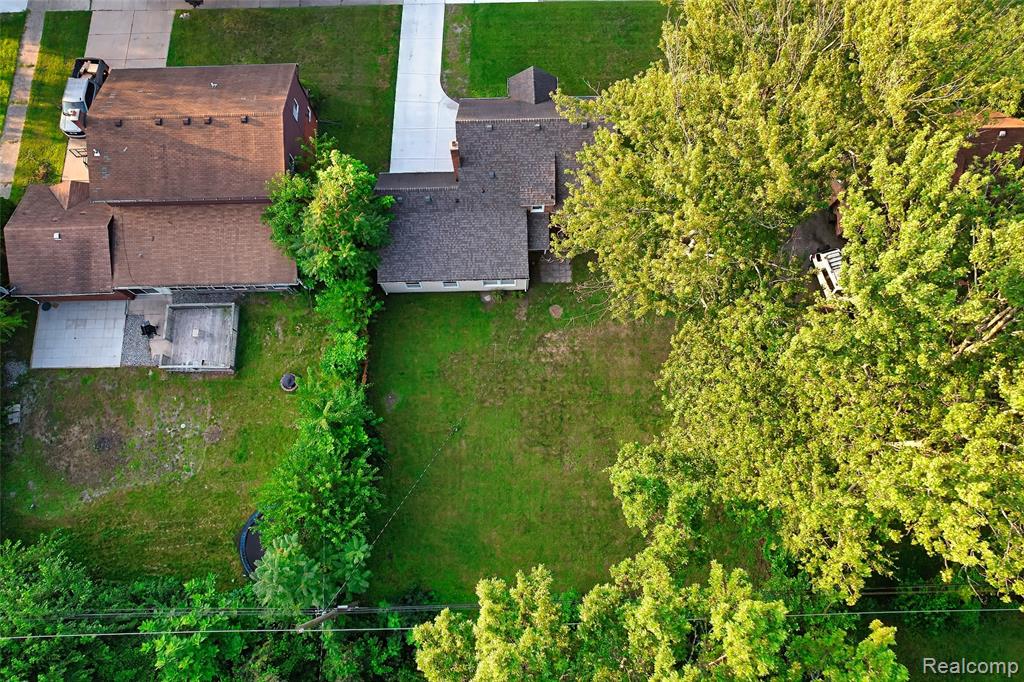 31979 Kathryn Street, Garden City, MI — Photo 14
