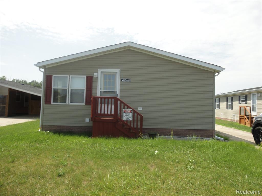 13463 Pear Street, Carleton, MI 48117 — Photo 3