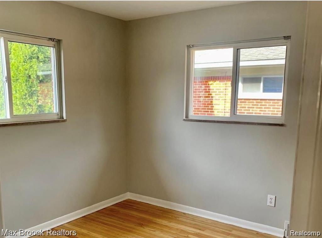 3970 MCKINLEY Street, Detroit, MI 48208 — Photo 6