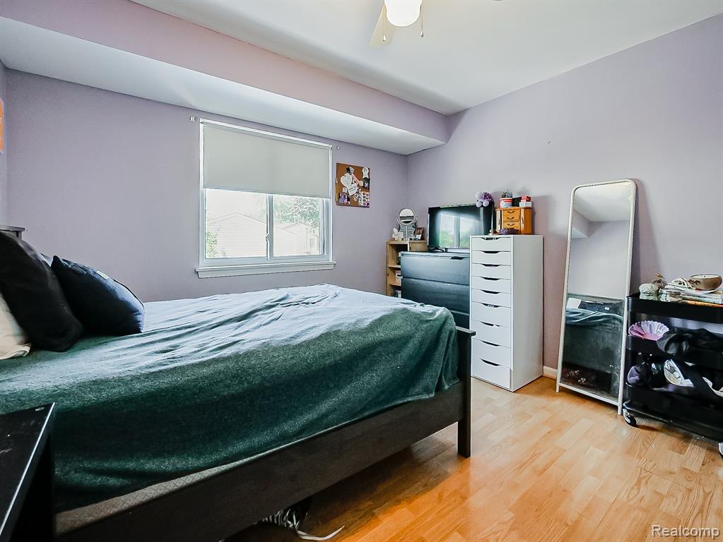 5374 Franklin Avenue, Trenton, MI 48183 — Photo 10