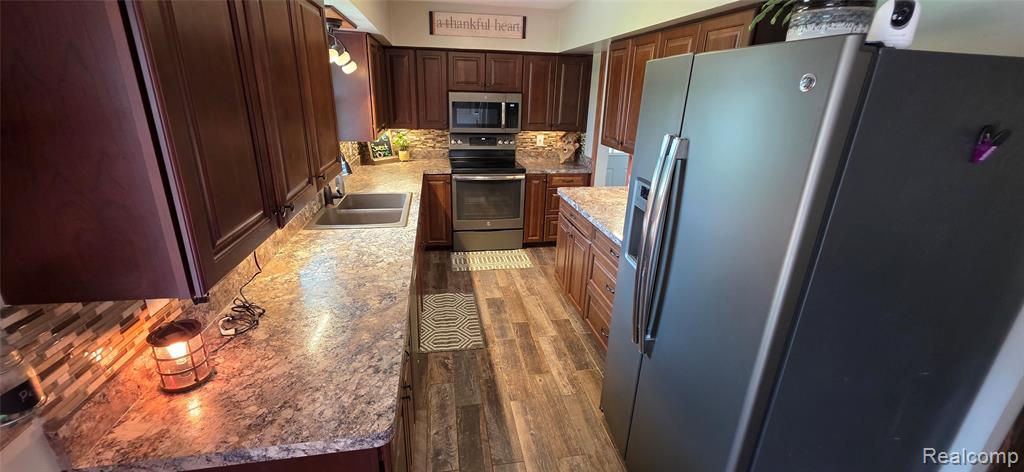 6123 N Seymour Road, Flushing, MI 48433 — Photo 8