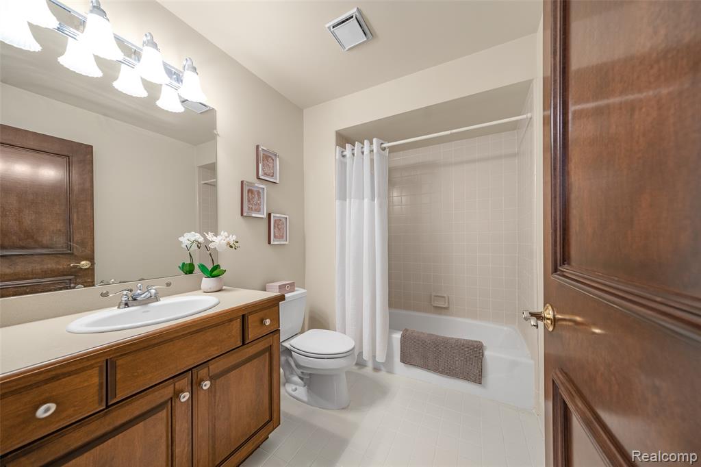 4801 GOODISON PLACE Drive, Rochester, MI 48306 — Photo 56
