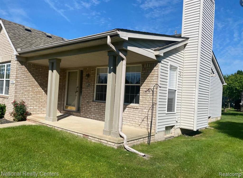 41506 GREENSPIRE Drive, Clinton Twp, MI 48038 — Photo 3