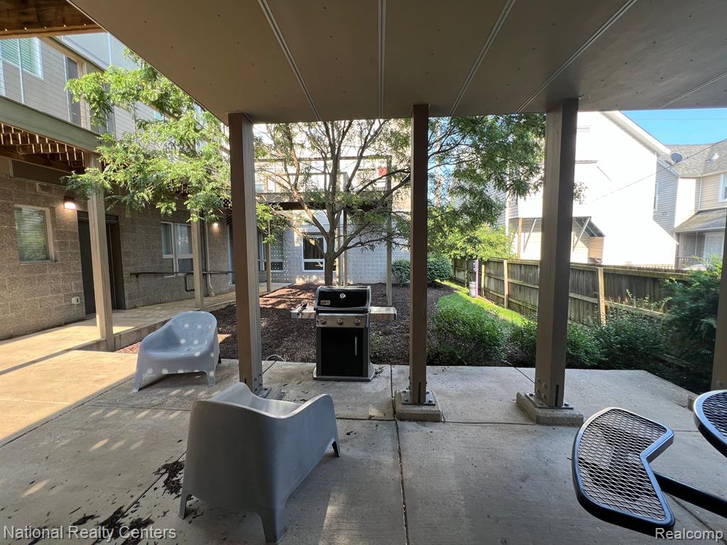 600 Douglas Street NW, 612C, Grand Rapids, MI 49504 — Photo 20