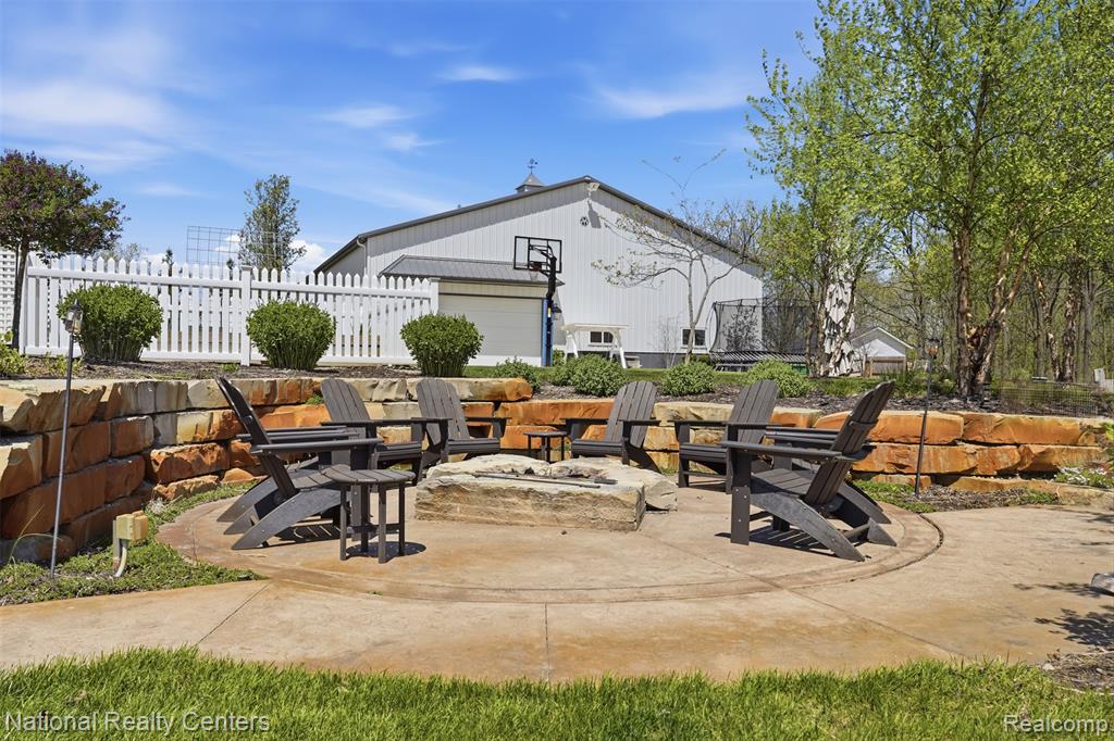 5310 Pontiac Trail, Ann Arbor, MI 48105 — Photo 46