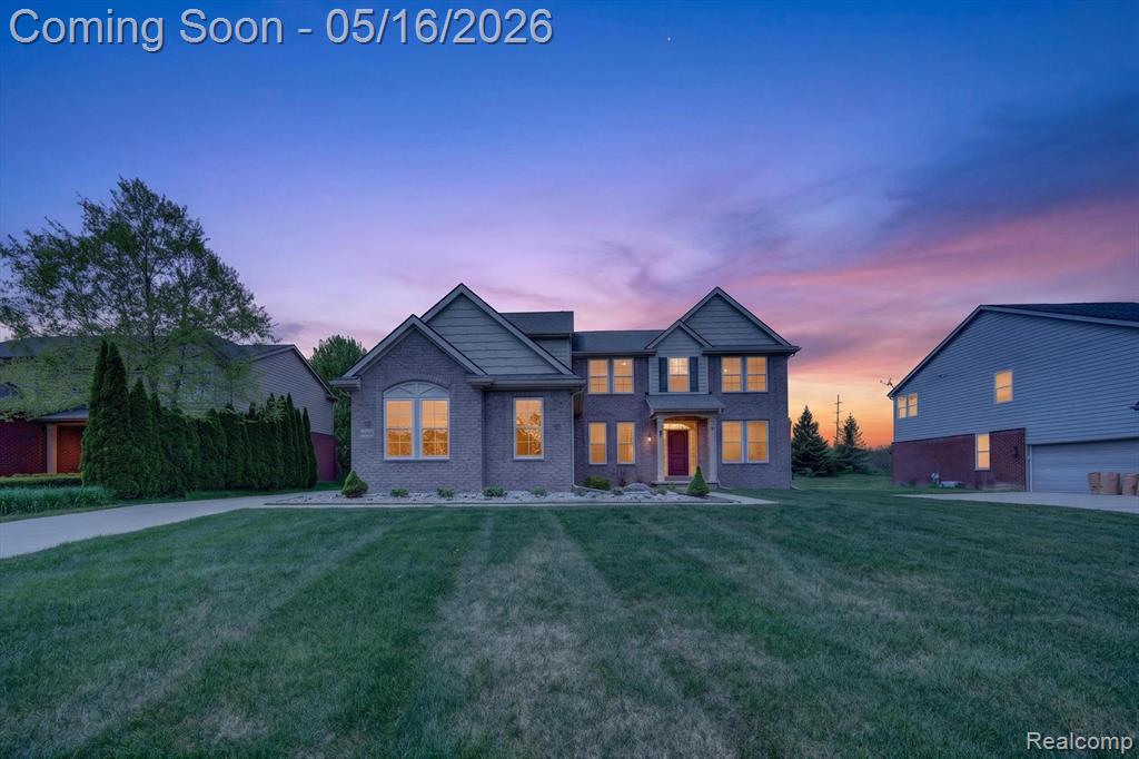 54908 N Grenelefe Circle W, South Lyon, MI 48178