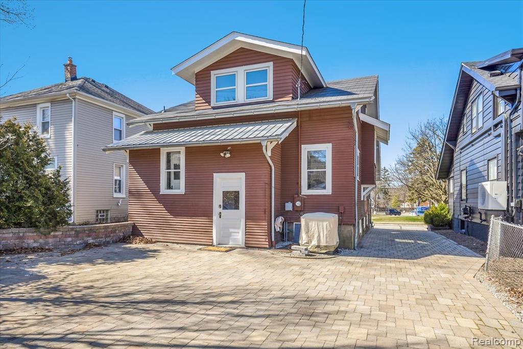 522 N Washington Avenue, Royal Oak, MI 48067 — Photo 19