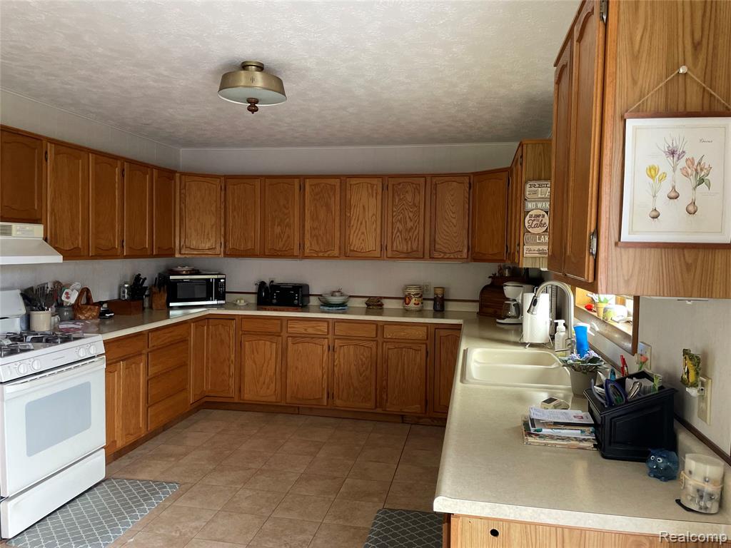 683 S Augres River Drive, Au Gres, MI 48703 — Photo 12