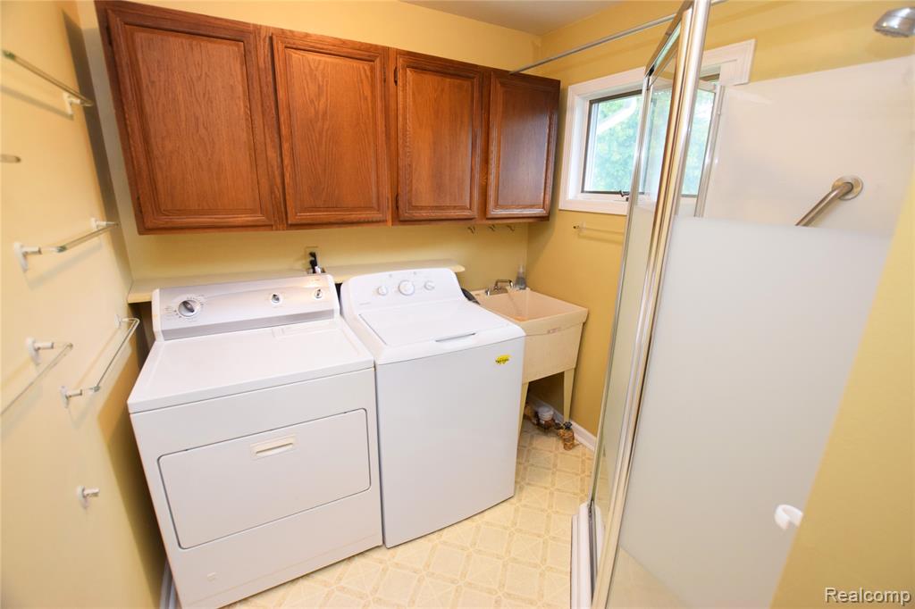 5340 Brobeck Street, Flint, MI 48532 — Photo 7