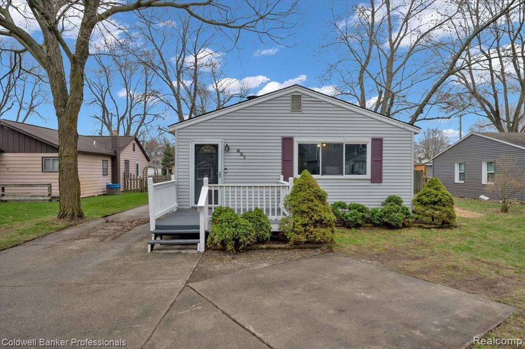 837 GIBSON Street, Oxford, MI 48371 — Photo 22
