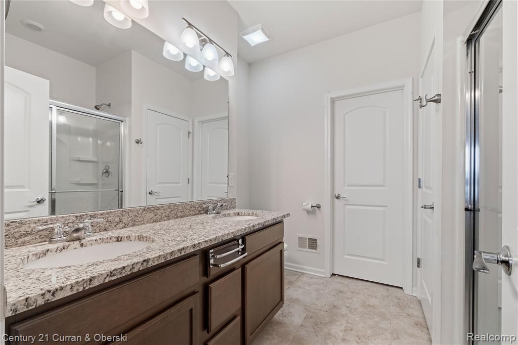 8270 Carston Lane, Brighton, MI 48116 — Photo 27