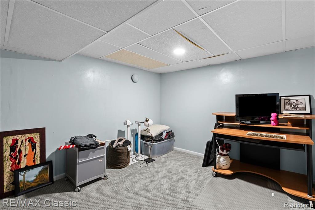 5067 Oakwood Court, Commerce Twp, MI 48382 — Photo 37