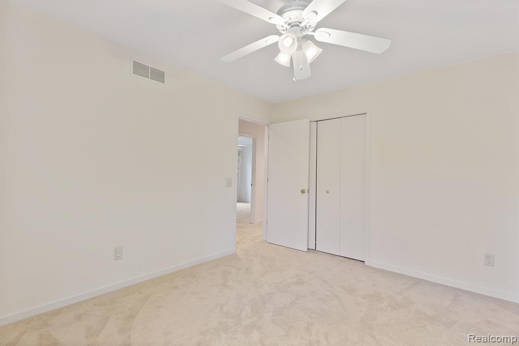 6786 TORYBROOKE Circle, West Bloomfield, MI 48323 — Photo 32