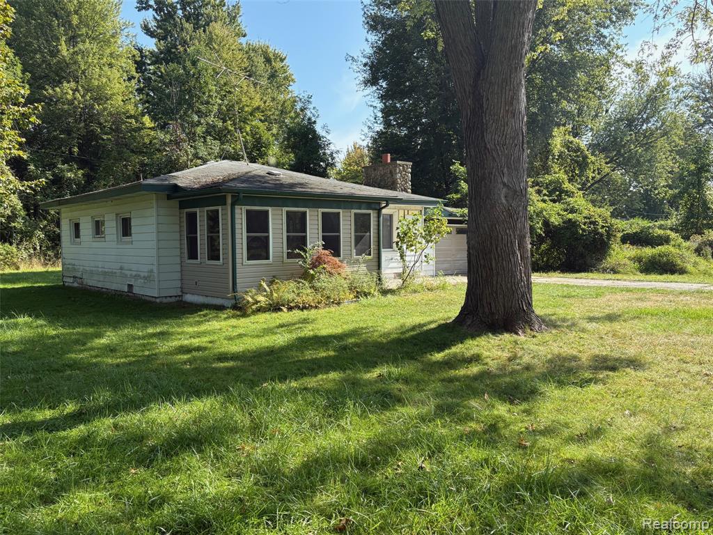 222 Newport Street, MI 48028 — Photo 4