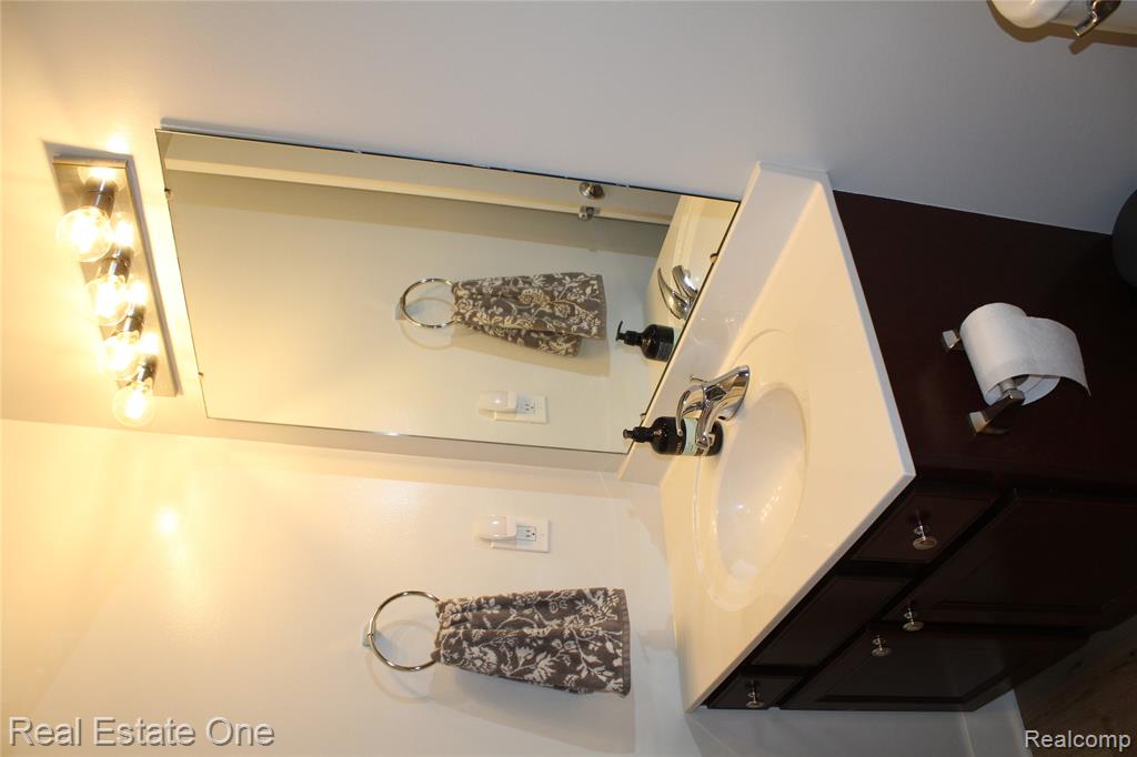 8662 Pinnebog River Drive, Fowlerville, MI 48836 — Photo 21