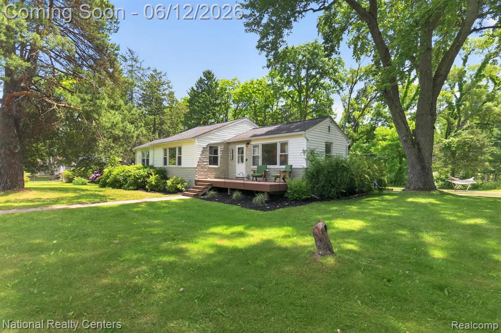 2465 Fairbury, Wixom, MI 48393 — Photo 3