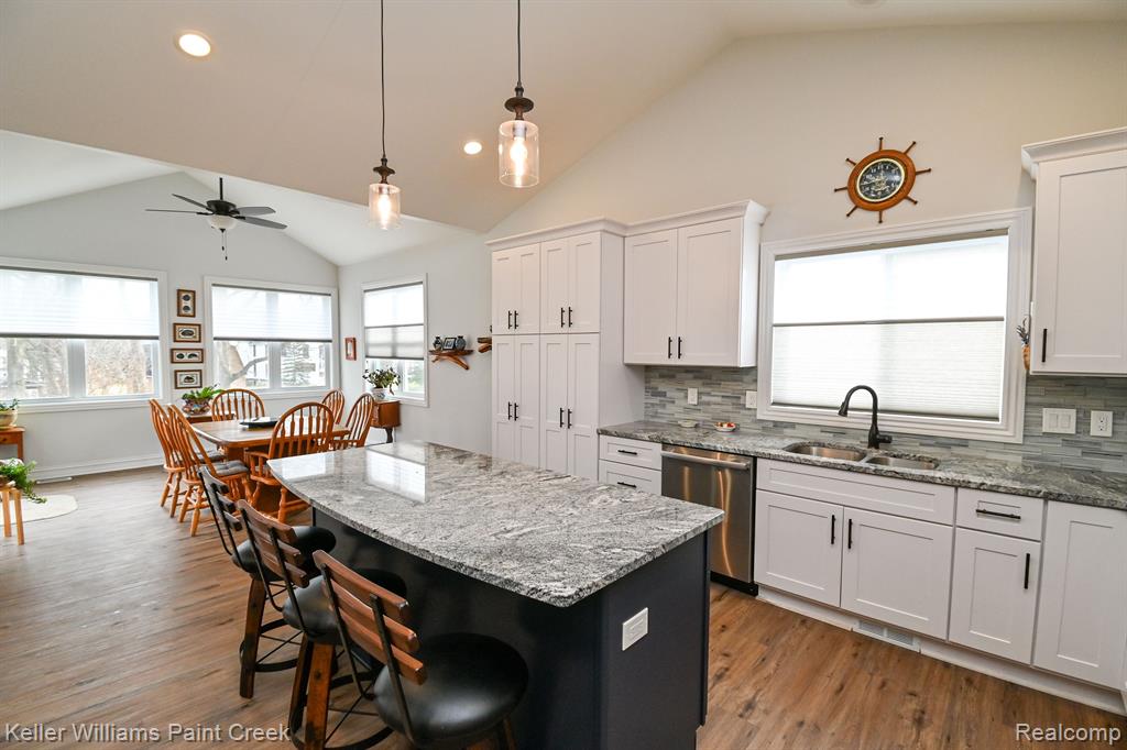 38 FOX HOLLOW Drive, Metamora, MI 48455 — Photo 9