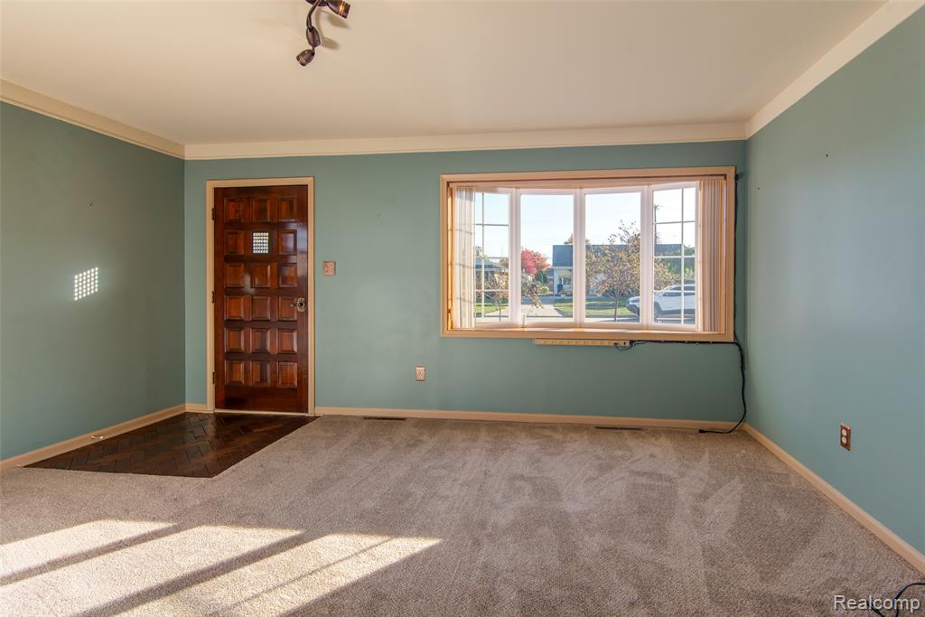 18552 Hinton Street, Riverview, MI 48193 — Photo 7
