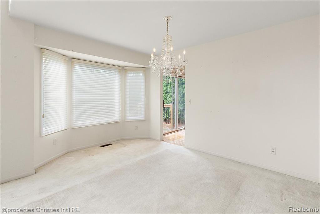 47274 Hunters Park Drive, Plymouth, MI 48170 — Photo 14