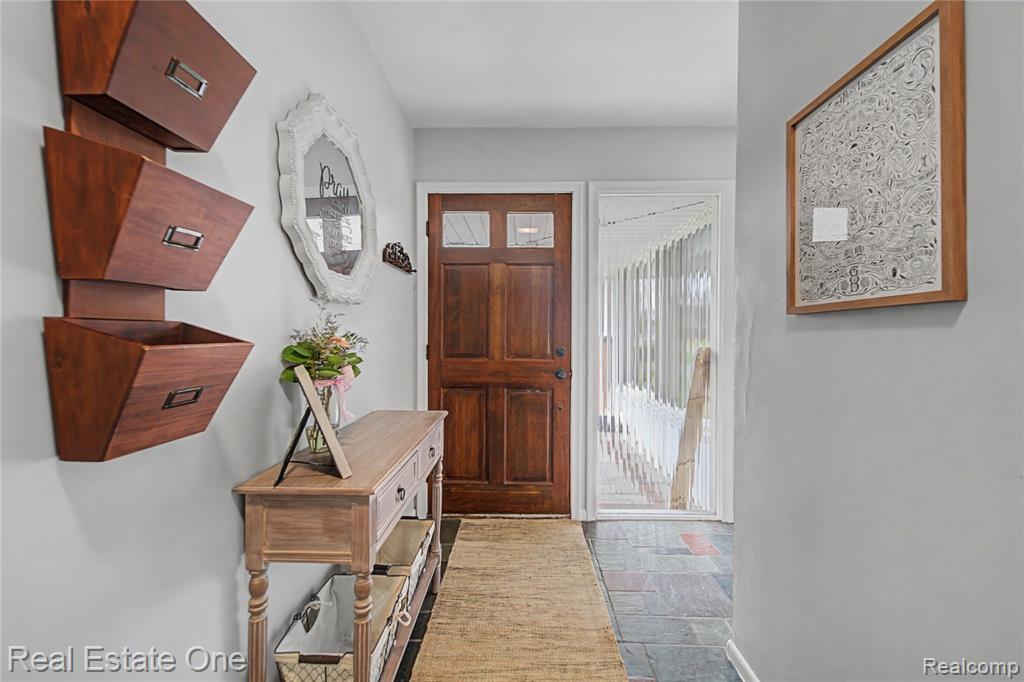 5388 Daniel Drive, Brighton, MI 48114 — Photo 5