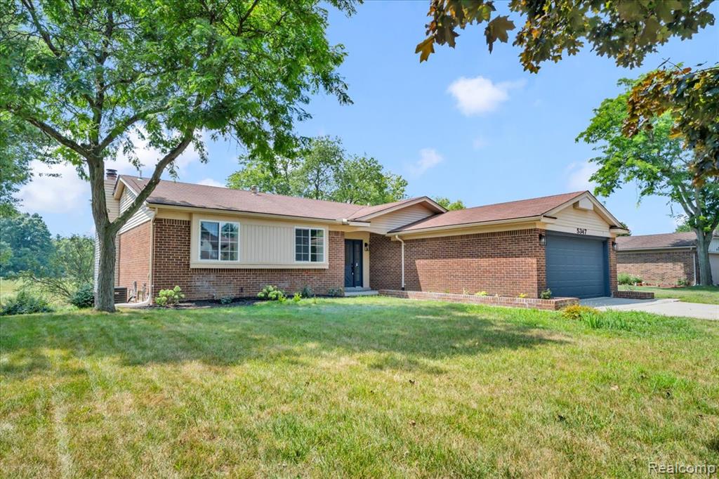 5347 Timber Ridge Trail, Clarkston, MI — Photo 4