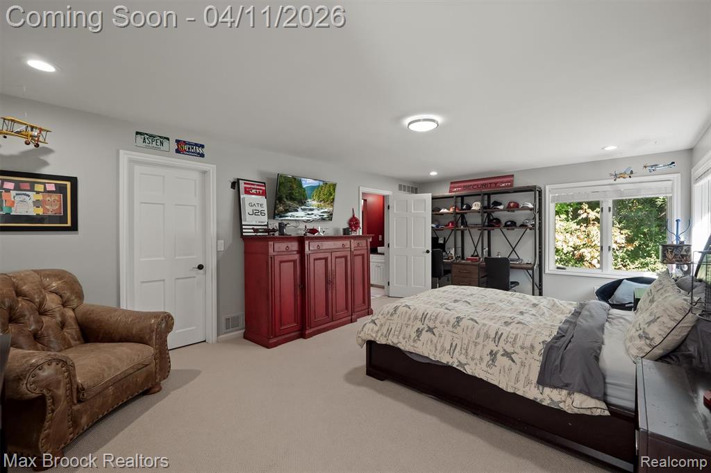 5190 Clarendon Crest Street, Bloomfield Hills, MI, 48302