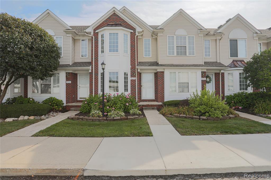 50578 Woodbury Drive, New Baltimore, MI 48047 — front exterior