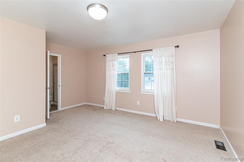 41975 Cherry Hill Road, Novi, MI — Photo 15