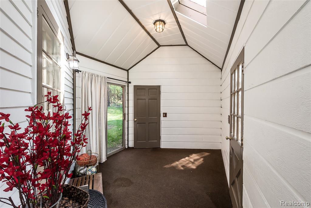 2694 WAYSIDE Drive, Ann Arbor, MI 48103 — Photo 43
